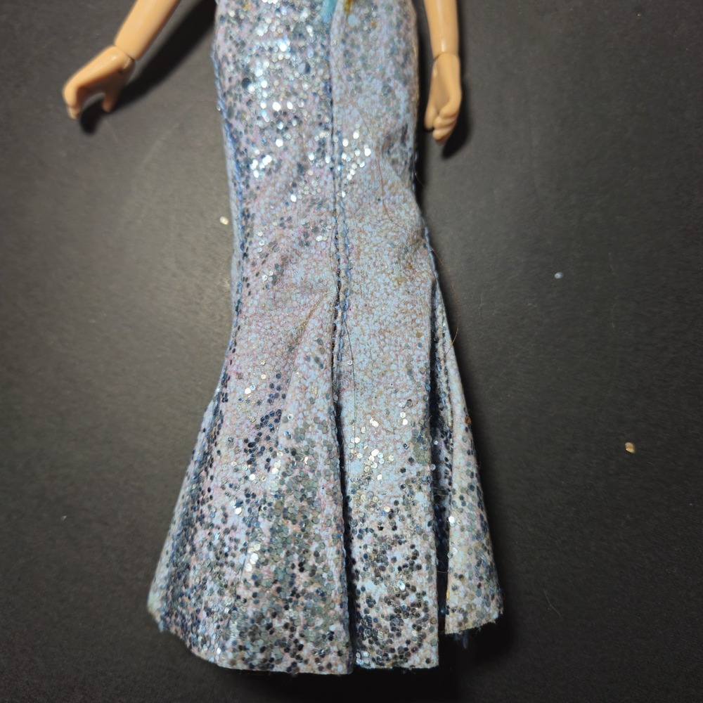 TLC Bratz The Movie 2007 Yasmin & Cloe Doll Rooted Lashes Gold Blue Articulated - Picture 13 of 16